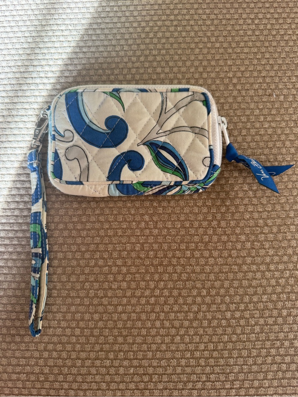Vera Bradley All-In-One Wristlet Wallet - Retired Mediterranean White